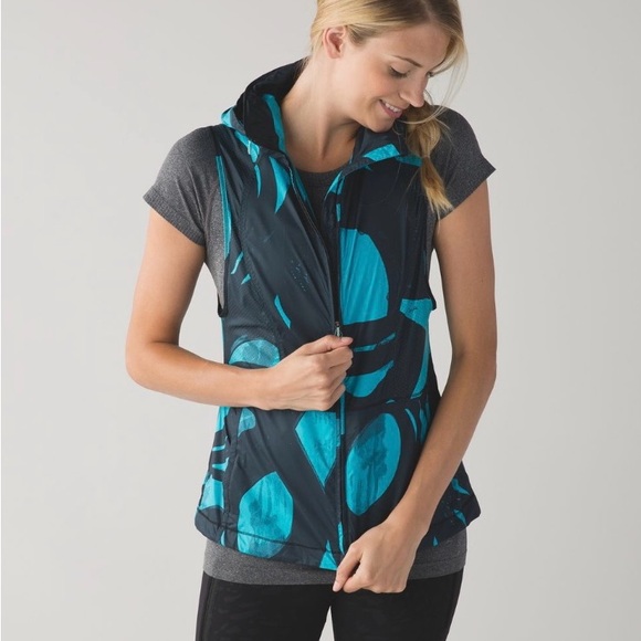 Lululemon Pack-It Vest
Back Spin Stroke Peacock Blue Black Size 4 - Picture 1 of 8